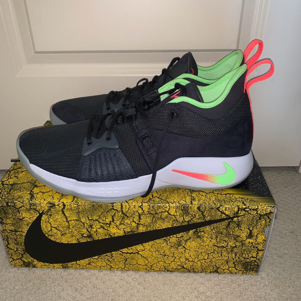 Nike PG 2 Grey/Green/Pink